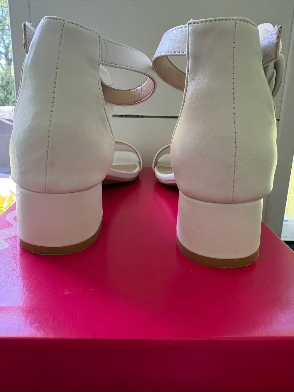 Nina chic cream